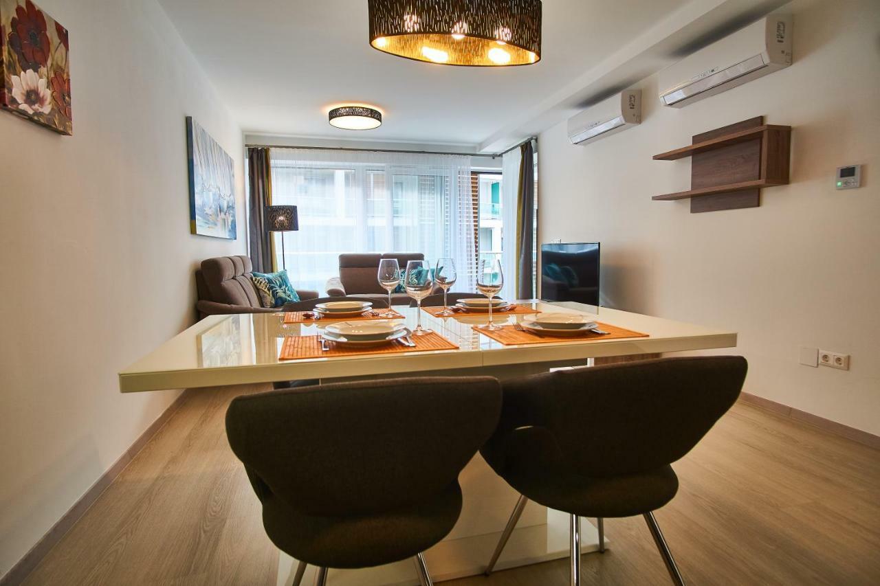 Azur Apartments - Hostaid Siofok Oda fotoğraf