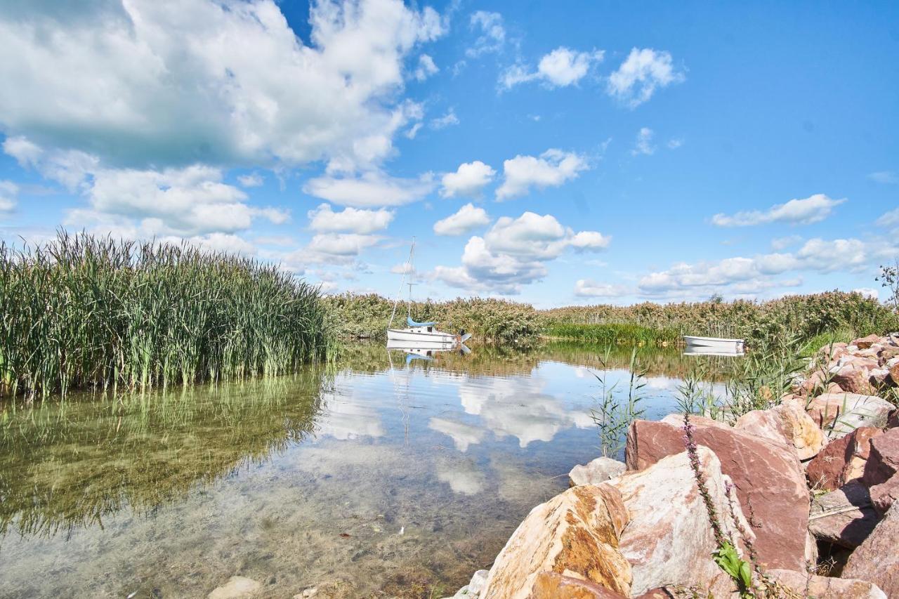 Azur Apartments - Hostaid Siofok Dış mekan fotoğraf